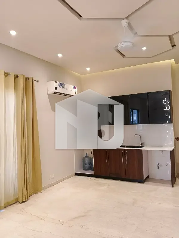 Beautiful Ultra Luxury Fully Renovated 9 Bedroom House For Rent In F-10.2 Kanal Prime Location Ideal For Families &Amp; Executives., photo 2