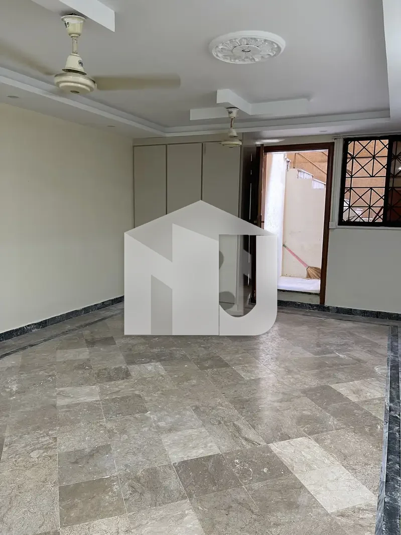 E-11/3 Multi Professional Size 500 Sy Beautiful Triple Storey House Use For OFFICE And Family Use Not For Real Pictures, photo 6