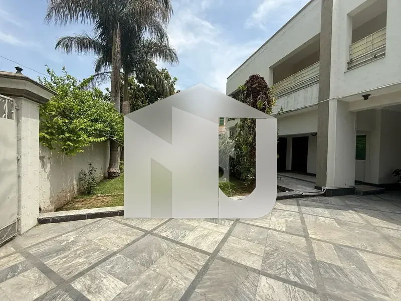 Brand New Luxurious House With Front And Bak Lawn For Rent, photo 13