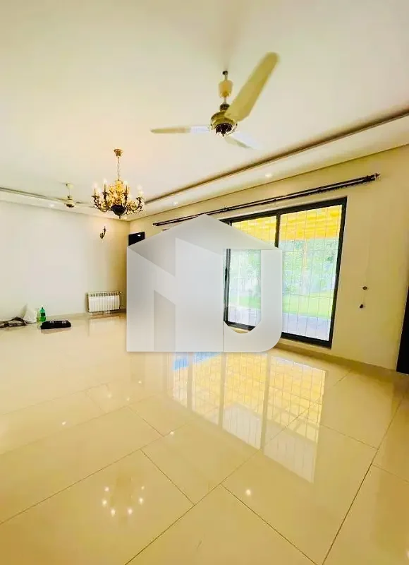 G-6 Newly House Triple Storey, photo 5