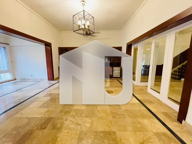 F-8 | 4 Bedrooms 1 | study Room | Renovated, photo 8