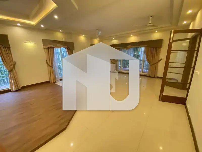F-8 Newly House For Rent, photo 9