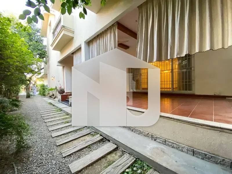 F-8 Newly House For Rent, photo 12