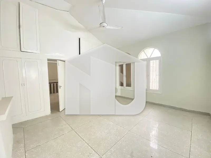 Beautiful House Available For Rent On Prime Location, photo 3