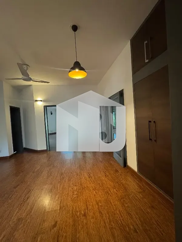 E-7 House For Rent With Huge Lawn, photo 4