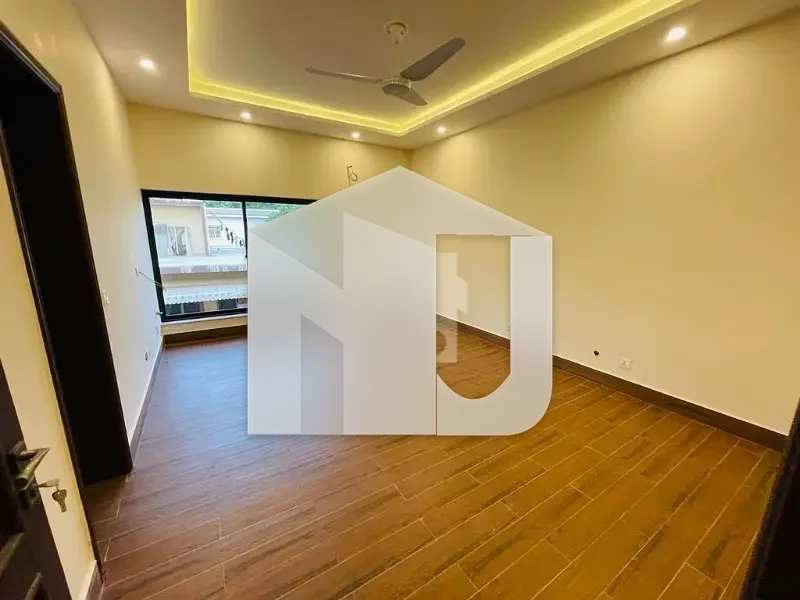 Luxurious Villa On Extremely Prime Location Available For Rent In Islamabad, photo 13
