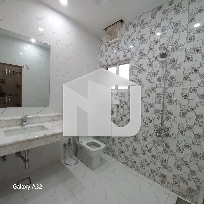 1 Kanal Brand New Luxury House For Rent DHA Phase 2, photo 5