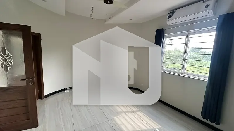 BEAUTIFUL Tile Flooring House For Rent, photo 10