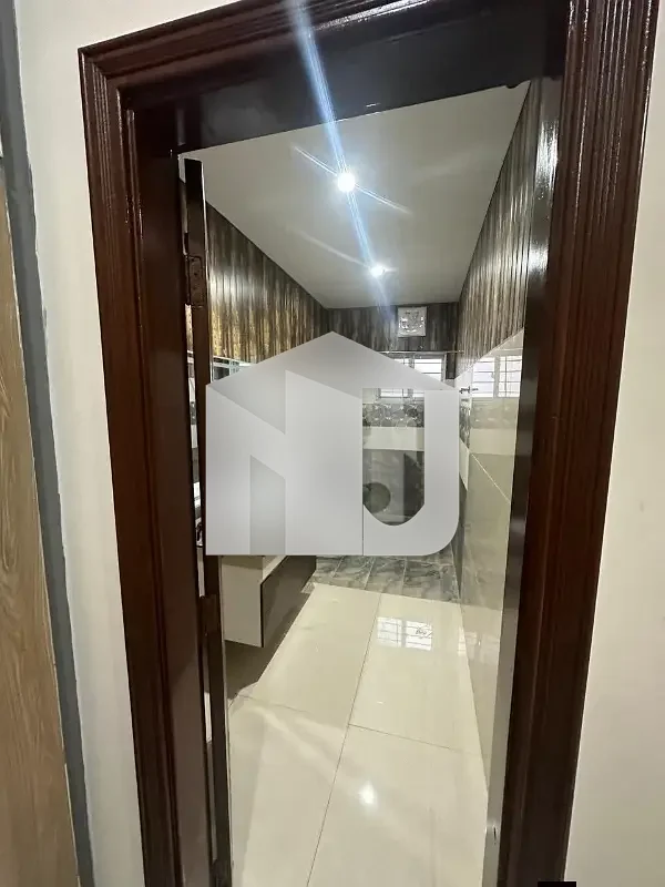 BEAUTIFUL Tile Flooring House For Rent, photo 18