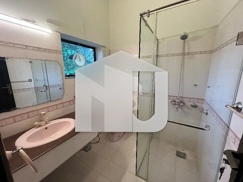 BEAUTIFUL Tile Flooring House For Rent, photo 6