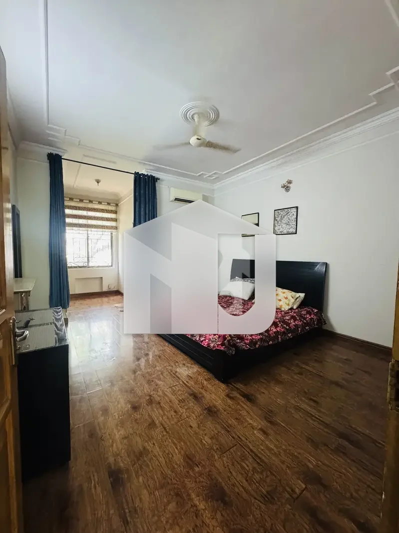 5 Bedroom House For Rent In G-10 Islamabad Attached Baths Servant Quarter Spacious Parking, photo 11