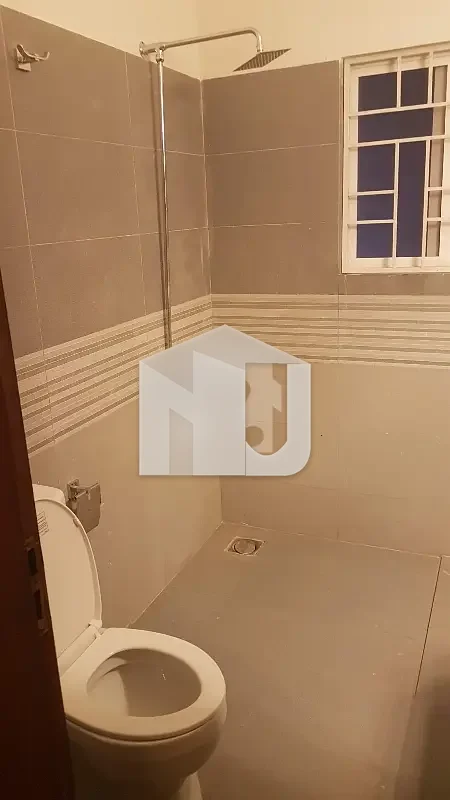 E-11, 9 Beds With Attached Bath, 3 Dining Drawing With Attached Baths, 3 Lounges, 3 Servant Rooms, 3kitchens., photo 10
