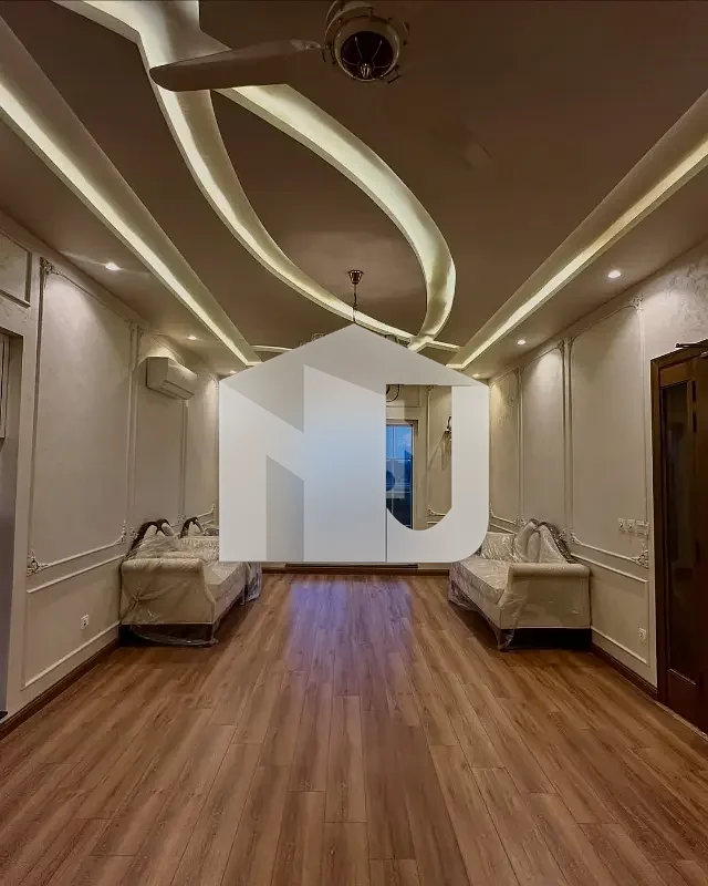 Exclusive 1200 Sq Yard House | 8 Beds | High-End Construction, photo 16