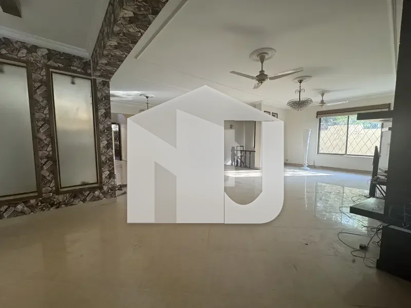 Luxurious 2 Kanal House For Rent In F-10 Triple Storey, Ideal Location, photo 14