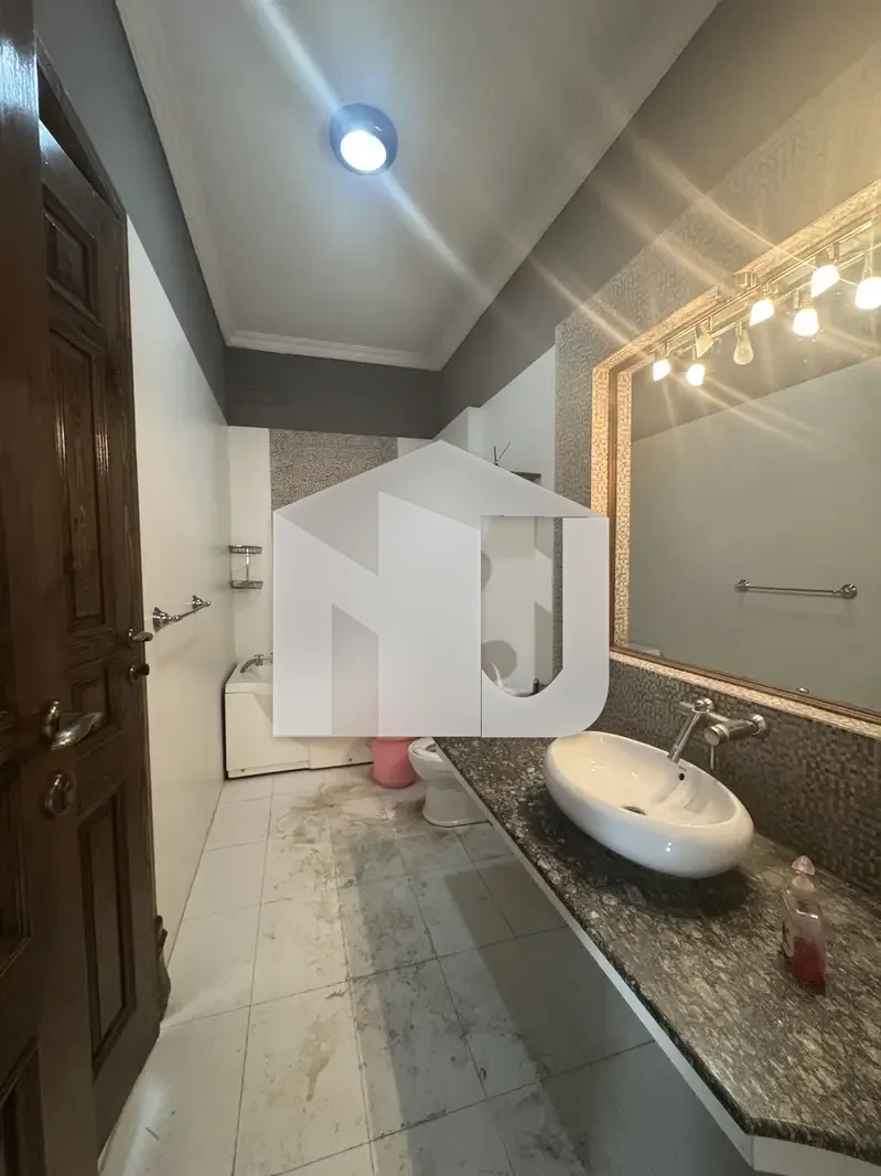 Luxurious 2 Kanal House For Rent In F-10 Triple Storey, Ideal Location, photo 8