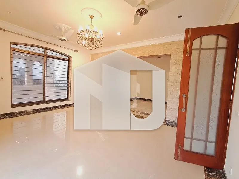 A Beautiful Triple Story House For Rent In F10, photo 5