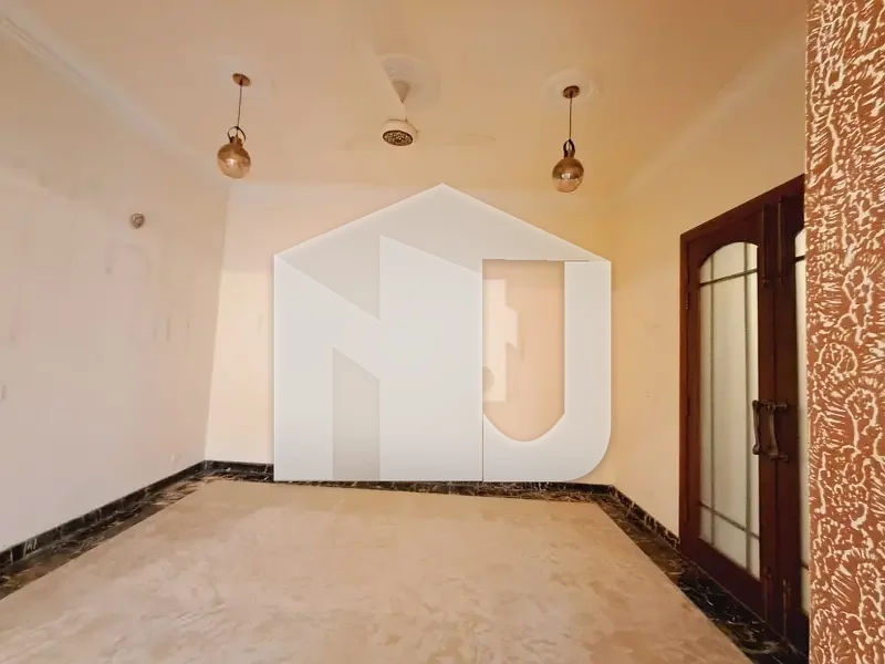 A Beautiful Triple Story House For Rent In F10, photo 4
