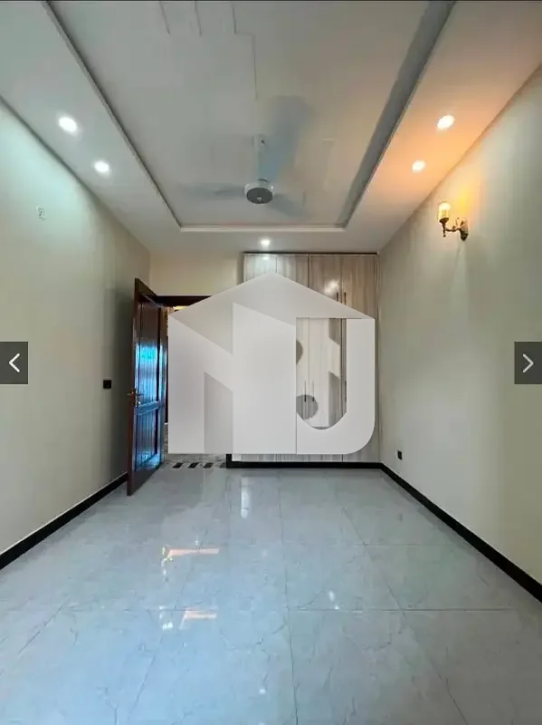 Brand New 3 Bed Semi Double Storey House For Rent On 5 Marla, photo 3