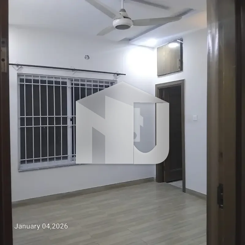 G13 25x40 full house available for rent, photo 6