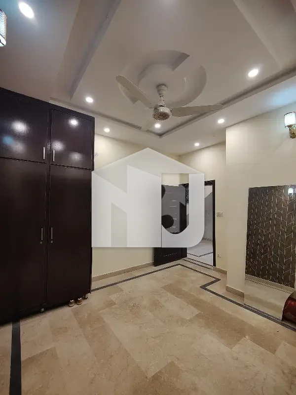 4 Marla Brand New House Available For Rent, photo 15