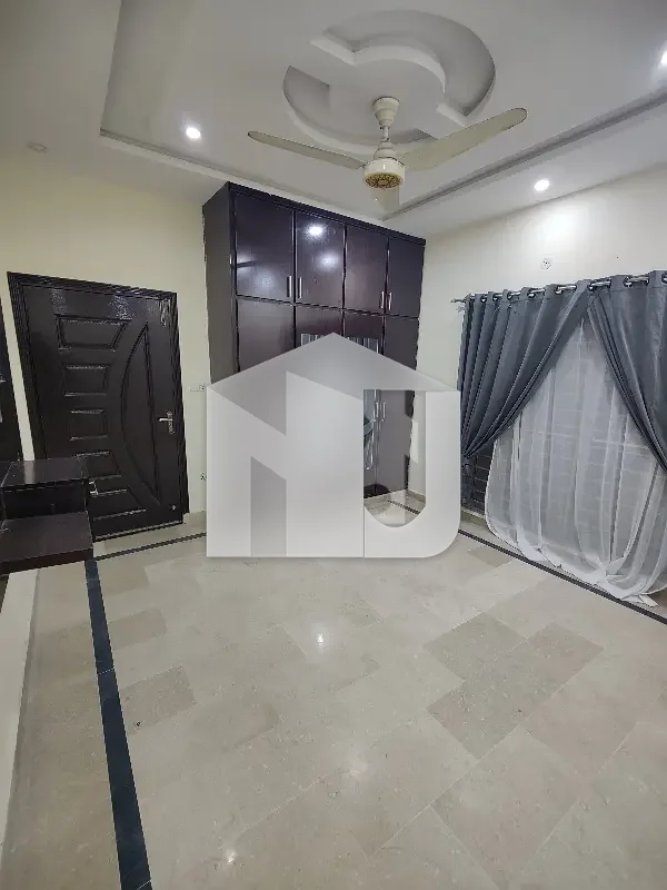 4 Marla Brand New House Available For Rent, photo 28