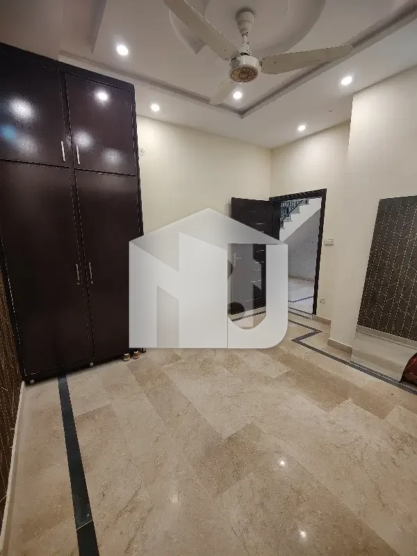4 Marla Brand New House Available For Rent, photo 11