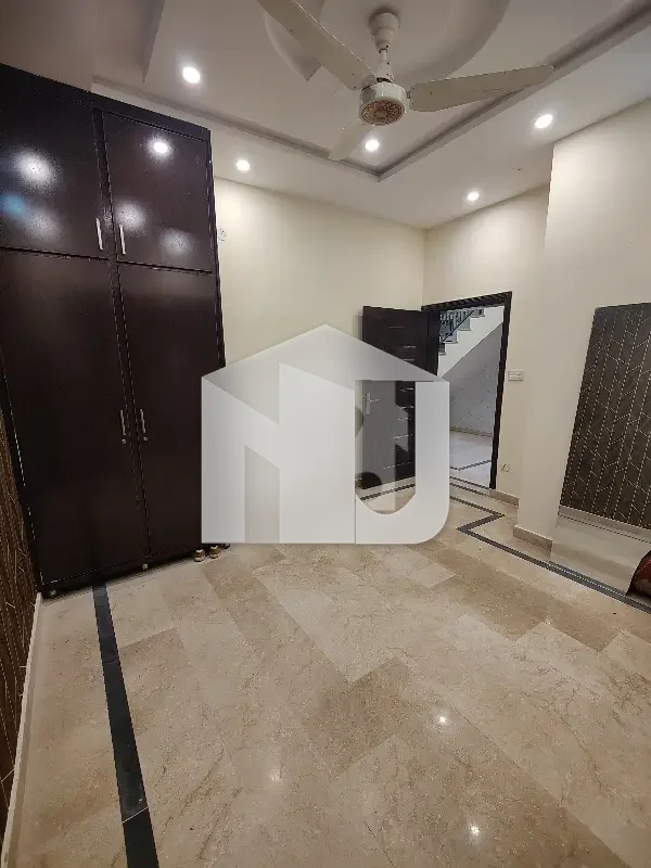 4 Marla Brand New House Available For Rent, photo 10