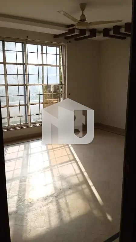 Beautiful Full House With Pool Avalible For Rent, photo 17