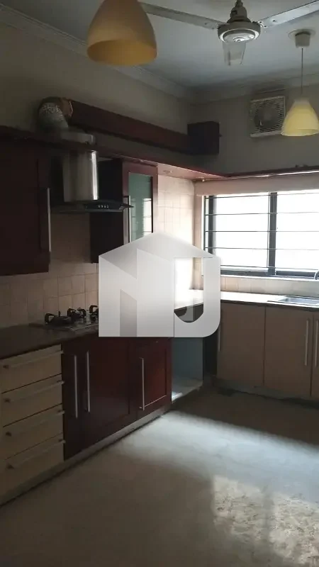 Beautiful Triple Story House For Rent, photo 19