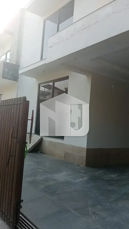 Beautiful Triple Story House For Rent, photo 6