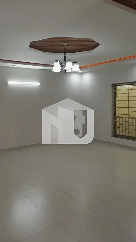 Beautiful Triple Story House For Rent, photo 2