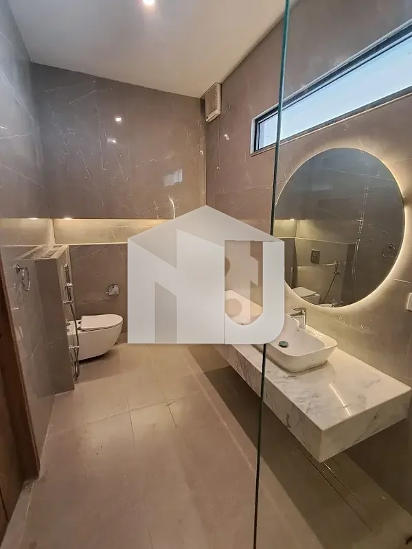 Brand New Luxury 10 Bedroom House Available for Rent in F-7 | Furnished & Unfurnished Options, photo 14