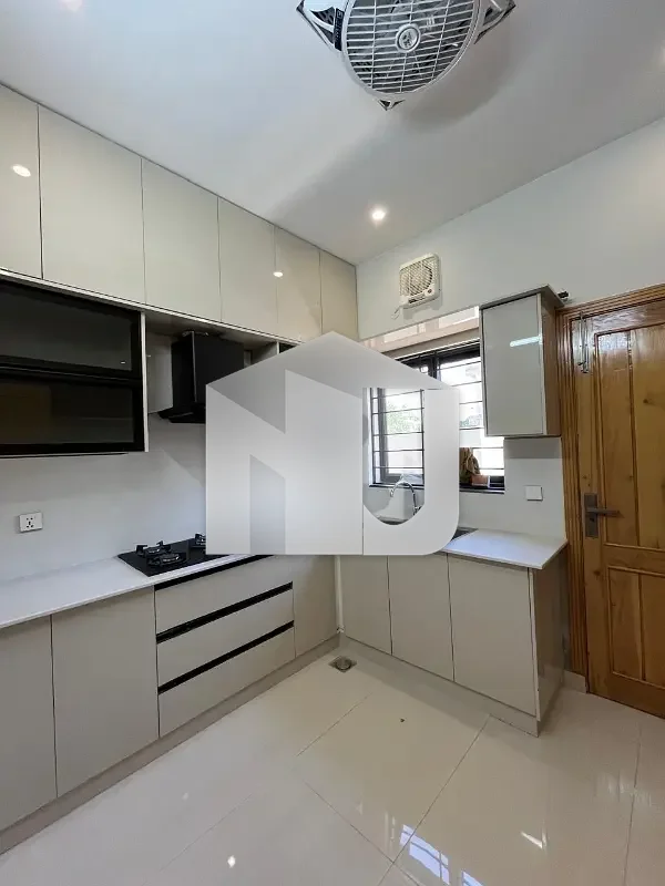10 Marla House Available For Rent in Top City 1 Islamabad, photo 13