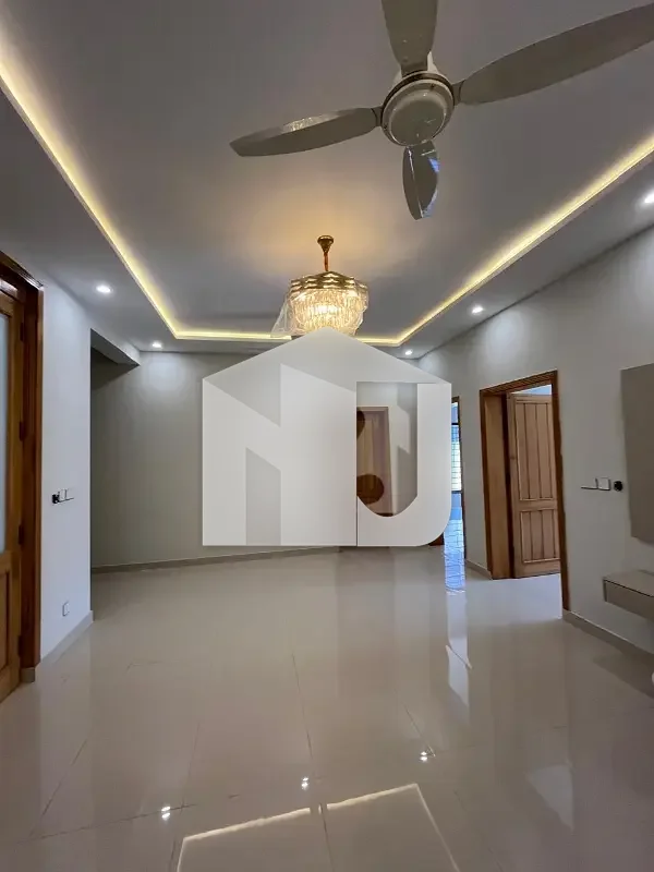 10 Marla House Available For Rent in Top City 1 Islamabad, photo 18