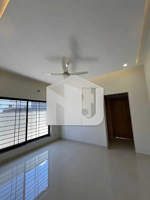 10 Marla House Available For Rent in Top City 1 Islamabad, photo 8