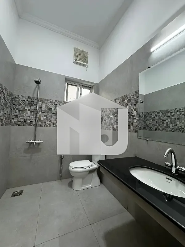 1 Kanal Full House For Rent In DHA 2 Islamabad With 15 KV Solar, photo 7