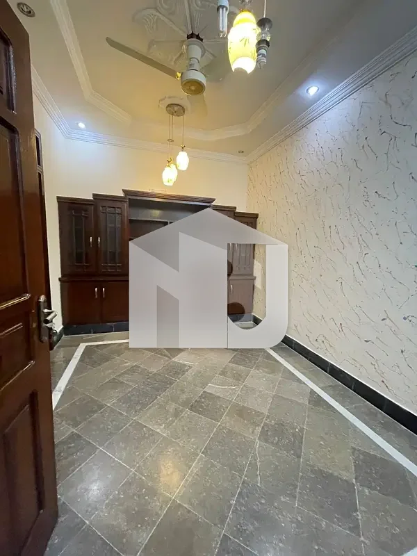 E-11/3 Multi Kanal Stylish House Having 6 Spacious Bedrooms Attached Washrooms Big DD TvL Modern Kitchen SQ Water Boring Available Rent Demand 5 Lac, photo 10
