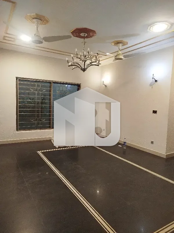 E-11 House 14 Marla Having 5 Bedrooms Attached Washrooms DD TvL SQ Rent Demand 4 Lac, photo 4