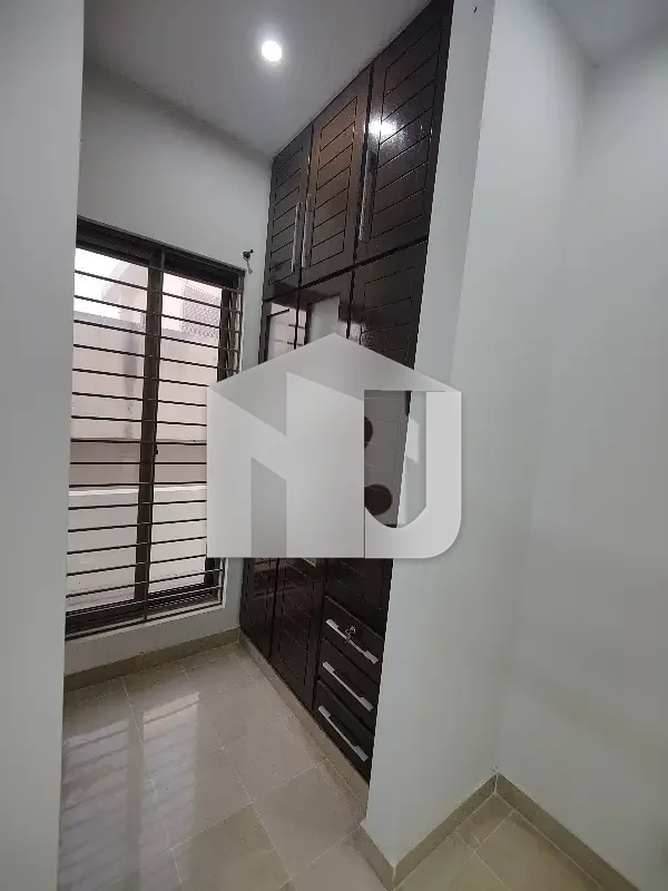Beautiful Location 5 Marla Brand New House Available For Rent In D12, photo 21