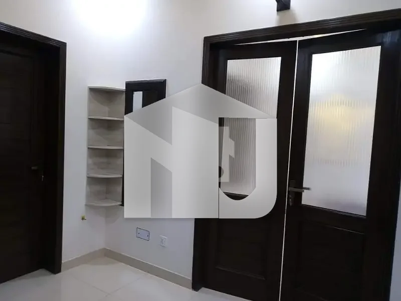 25x40 Tile Floor Full House For Rent In G13, photo 4