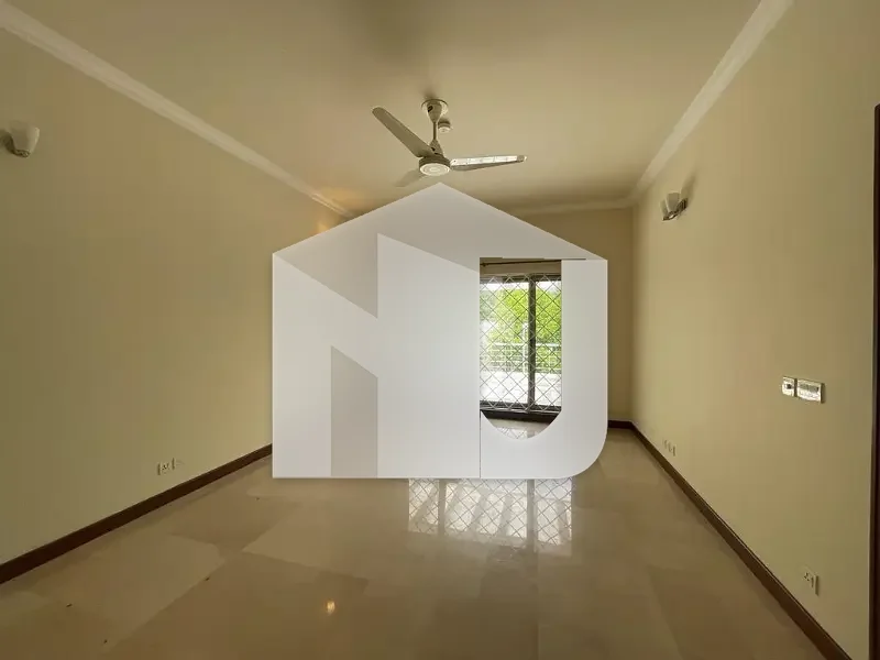 BRIGHT BIG HOUSE FOR RENT IN F-8, photo 7