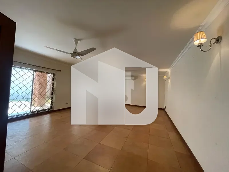 BRIGHT BIG HOUSE FOR RENT IN F-8, photo 13