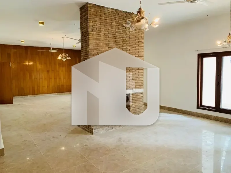 4 KANAL FULL HOUSE FOR RENT IN F-8, photo 6