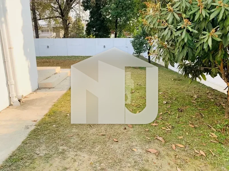 4 KANAL FULL HOUSE FOR RENT IN F-8, photo 18