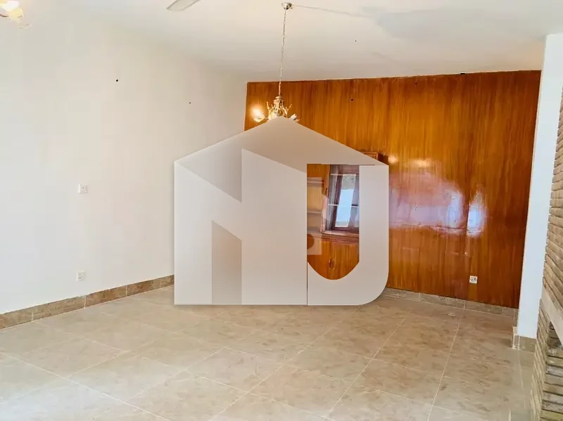 4 KANAL FULL HOUSE FOR RENT IN F-8, photo 9
