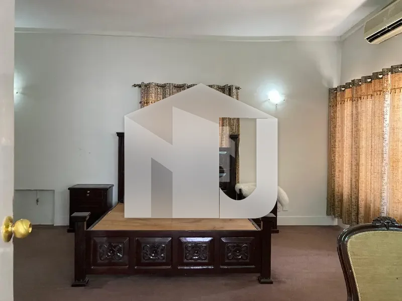 FULL BRIGHT HOUSE FOR RENT IN F-8, photo 11