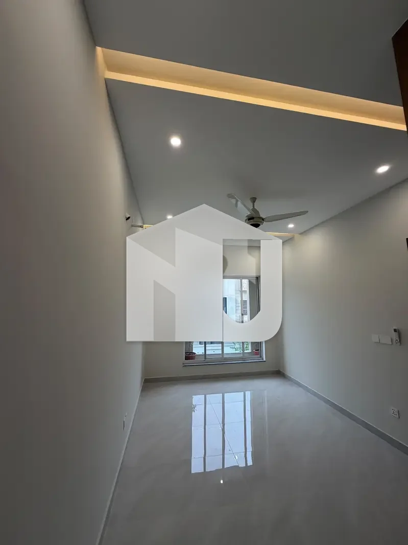 BRAND NEW 1 KANAL PLUS AREA SIZE HOUSE FOR RENT F-10, photo 4