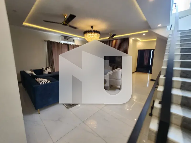 FULLY FURNISHED DESIGNER HOUSE FOR RENT IN F-8, photo 8