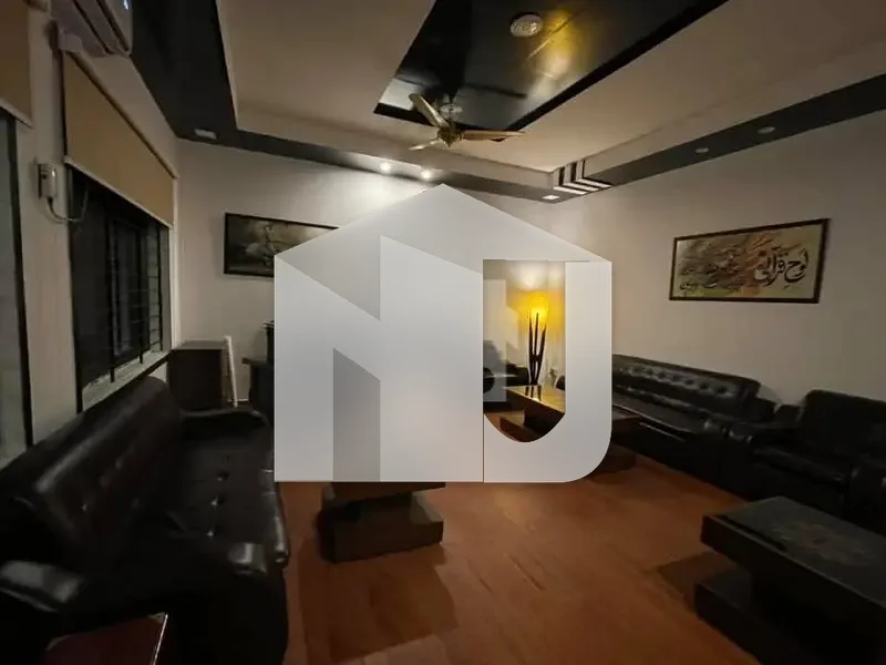 25 Marla Triple Storey House For Rent, photo 6