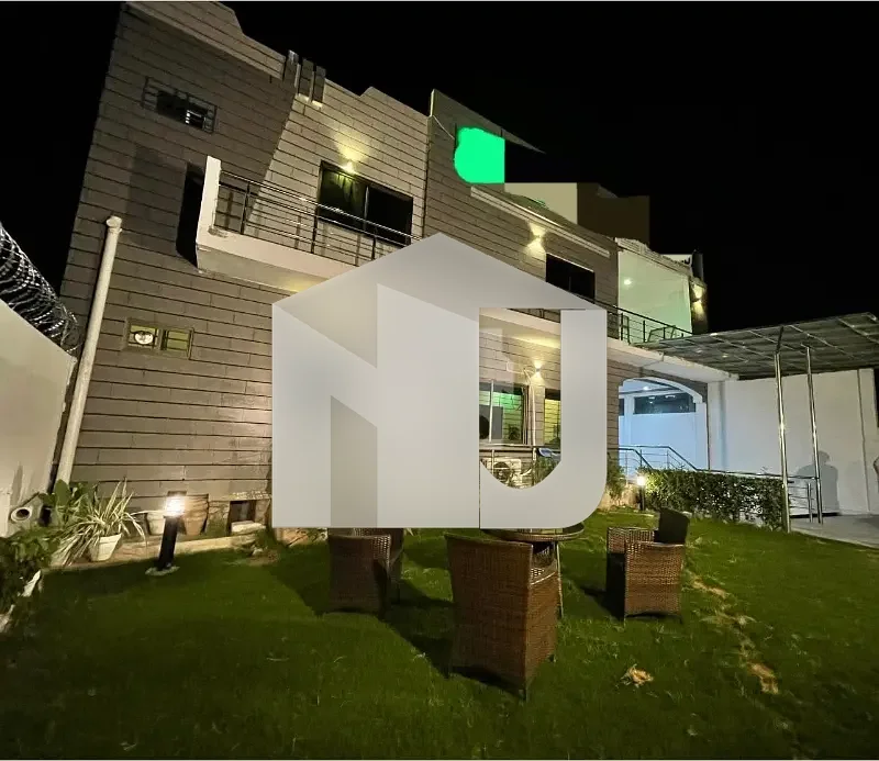25 Marla Triple Storey House For Rent, photo 2